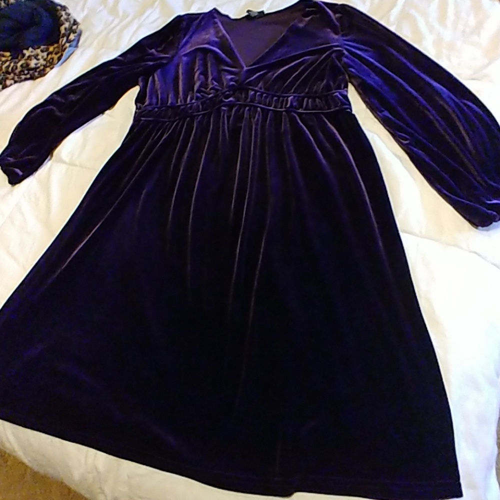 Holiday dress